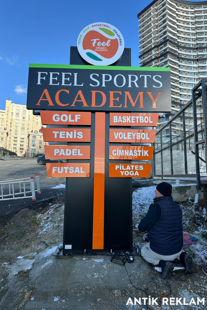 Feel Sports Academy totem tabela ön görünüm spor branşları detay