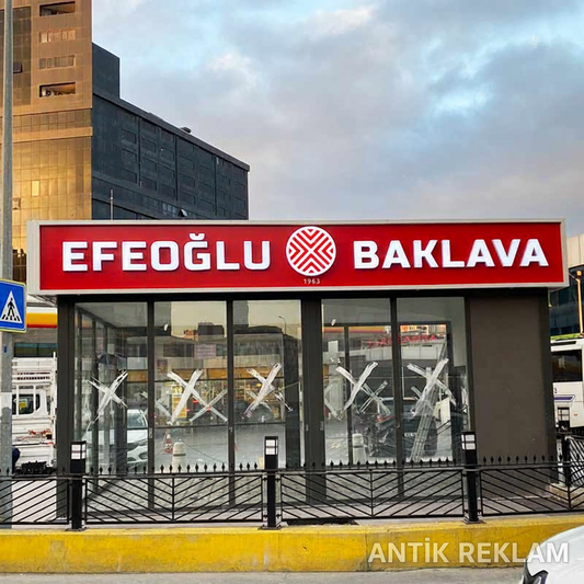Efeoğlu Baklava lightbox cephe tabelası mağaza dış mekan görünümü
