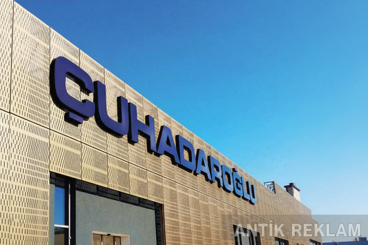 Çuhadaroglu elektrostatik boyamalı alüminyum kutu harf bina cephesi tabelası